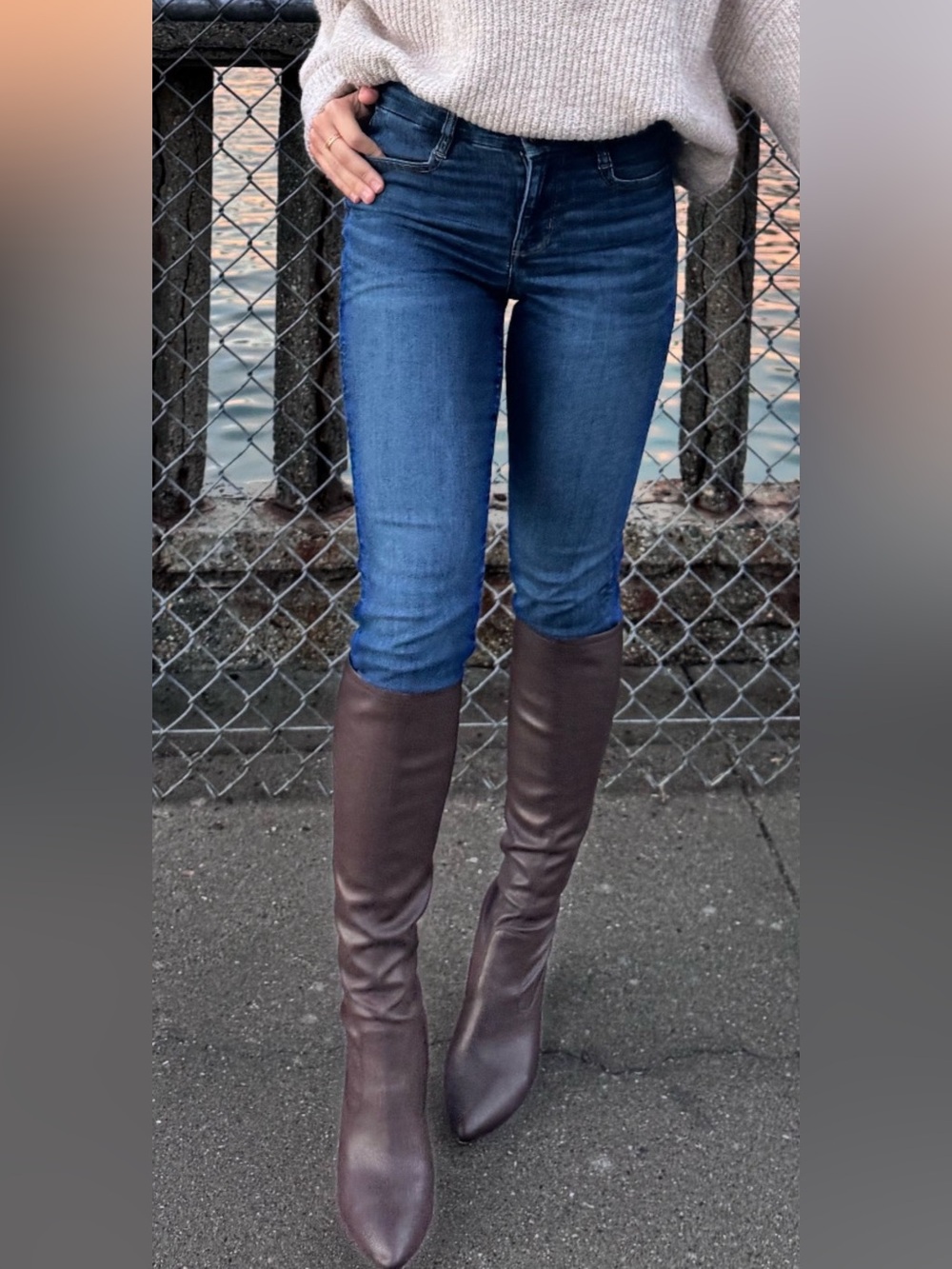 American Eagle Outfitters Dark Blue Skinny Jeans